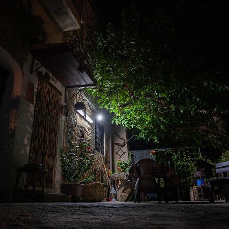 Casa Vacanze Fondaco Di Scillato Scillato  Exterior foto